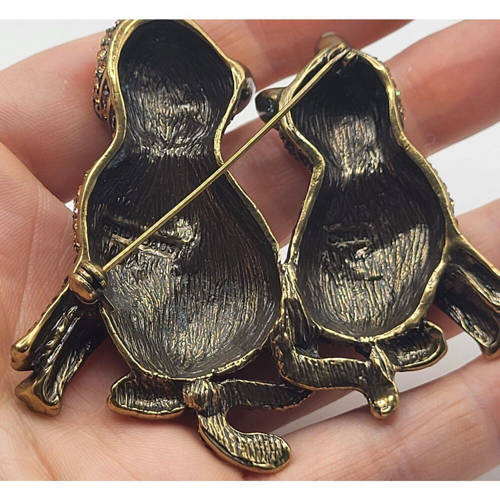 Heidi Daus Designer Double Cat Rhinestone Metal Brooch Pin 3in - Picture 3 of 5